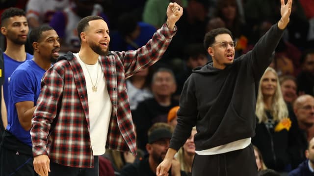 Anthony Slater: Steph Curry Taking Slow Approach to Knee Recovery