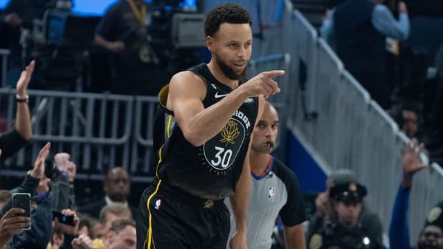 Stephen Curry Out vs. Celtics, Puts All-NBA Eligibility on the Brink