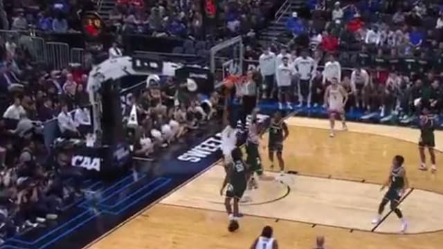 Tarris Reed Jr. Draws Hall of Fame Comparison After Spin Move Leading to an and-1 Bucket