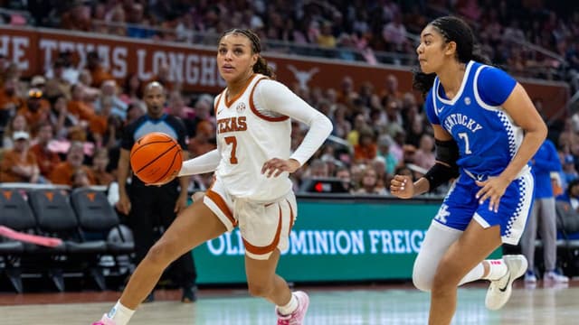 Texas Leaves No Doubt, Rolls Kentucky, and Marches Into the Elite Eight