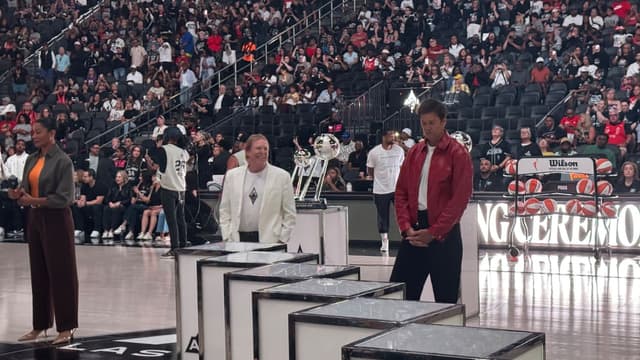 Tom Brady Picks Up 9th Championship Ring At Las Vegas Aces Title Ceremony