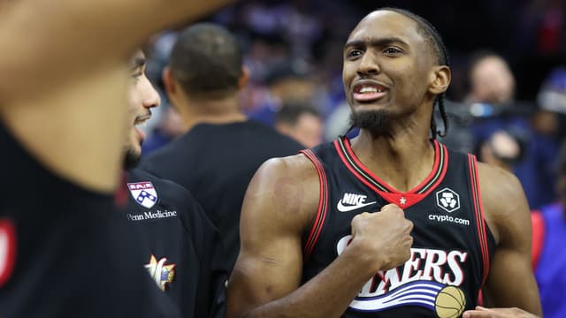 76ers Hold Off Warriors’ 4th Quarter Charge to Secure Win