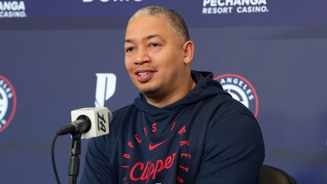Tyronn Lue Sets Ambitious Goal for Clippers’ Remaining Season After Starting 6–21