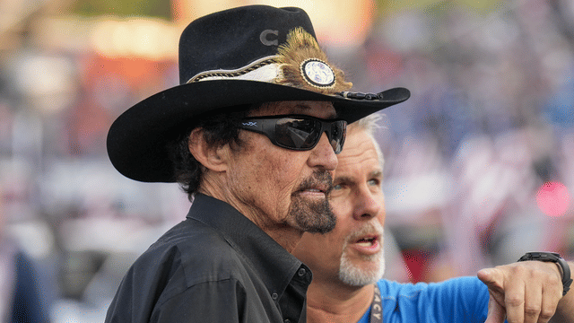 Richard Petty Says NASCAR Needs a New Icon