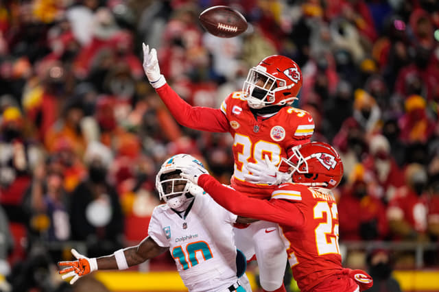 Chiefs WR Tyquan Thornton Gets Honest About Tyreek Hill Potentially Joining the Team