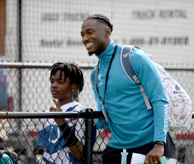 “Tom Brady Replaced Drew Bledsoe and Won”: Robert Griffin III Sends Hope to Broncos