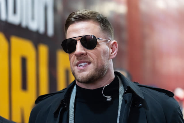 J.J. Watt Helps German Soccer Fan Reach FIFA World Cup Match on Time 