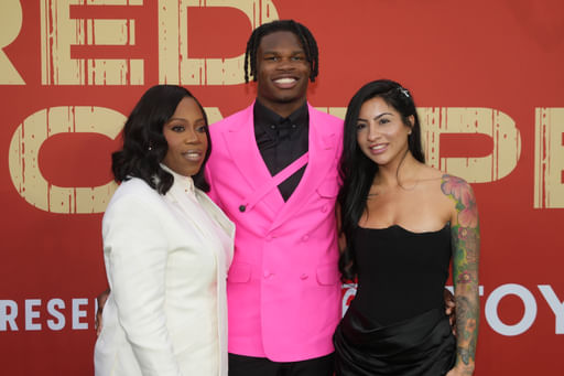 “It’s a Boy”: Travis Hunter and Leanna Lenee Announce Baby’s Arrival