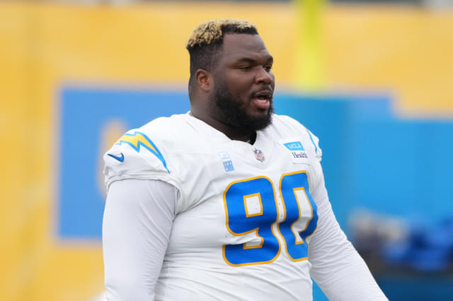 Chargers Fans Help Teair Tart Pay $12,172 Fine