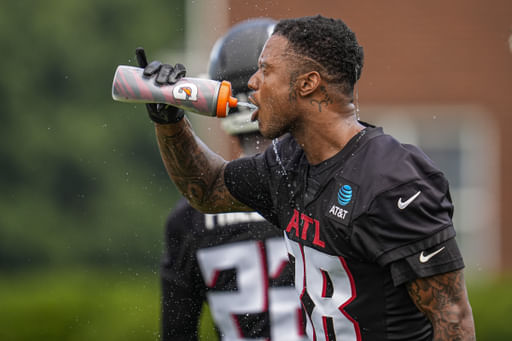 Atlanta Falcons Release Lamar Jackson