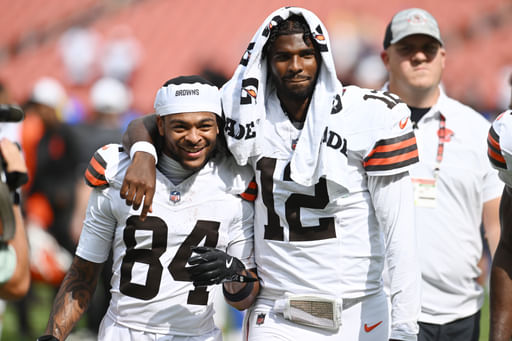 Derek Carr Questions Browns Over Shedeur Sanders’ Mistreatment