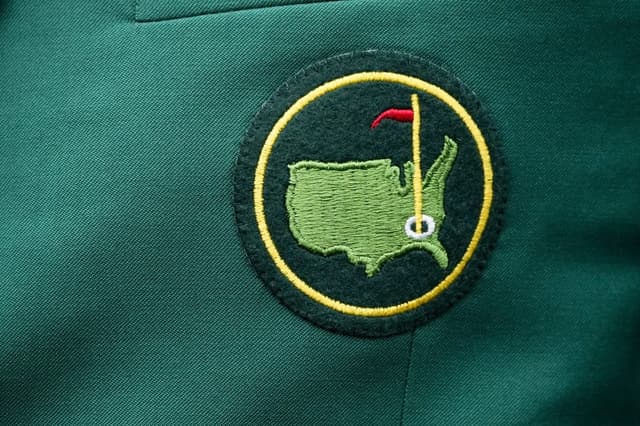 Augusta National Seeks First CTO Despite Phone Ban, Manual Scoreboards