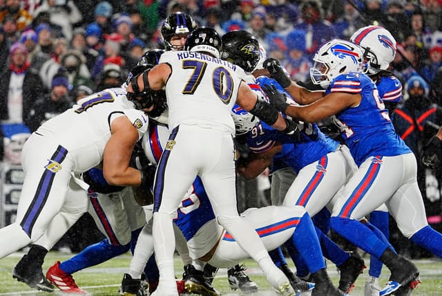 Bills, Ravens Top AFC Playoff Odds as Chiefs Fall Outside Top Seven Teams