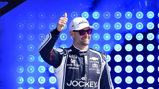 “This Shit’s Difficult’: Shane van Gisbergen Gets First Oval Top-10 at Kansas