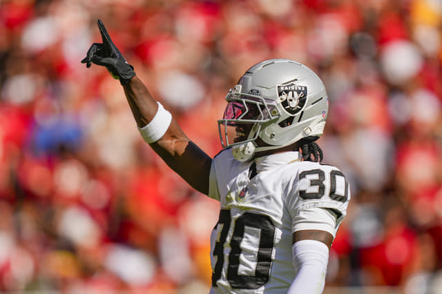 Former Raiders CB Darnay Holmes Signs One-Year Deal With Falcons