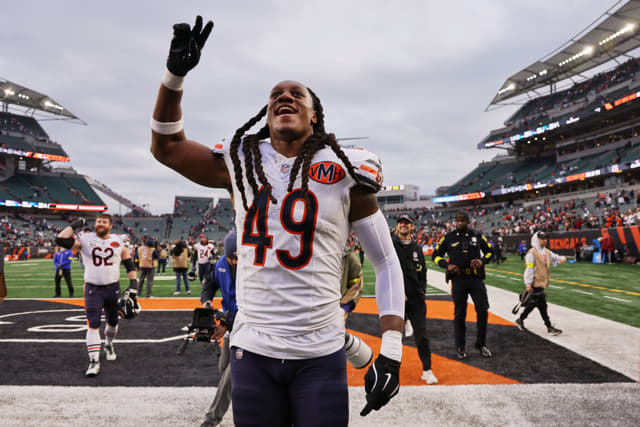 Chicago Bears Create $45 Million in Cap Space With DJ Moore, Tremaine Edmunds Moves