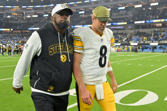 Mike Tomlin Defends Aaron Rodgers as Veteran QB Blames Himself for Week 10 Loss