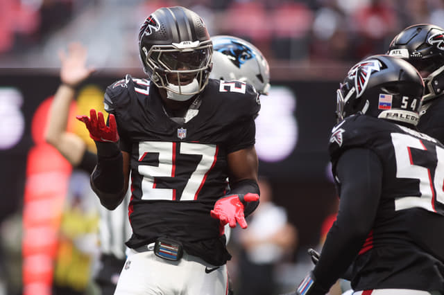 Report: James Pearce Jr. Drove Into Police Officer’s Knee While Attempting to Flee