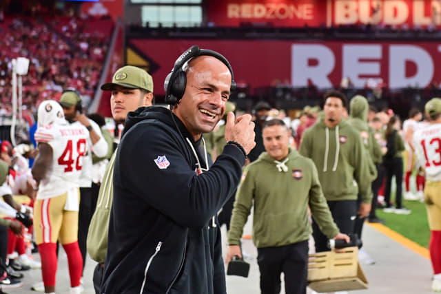 Titans to Hire 49ers DC Robert Saleh as Head Coach