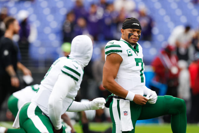 Chiefs Backup QB Justin Fields Picks Fourth NFL Jersey Number of His Career