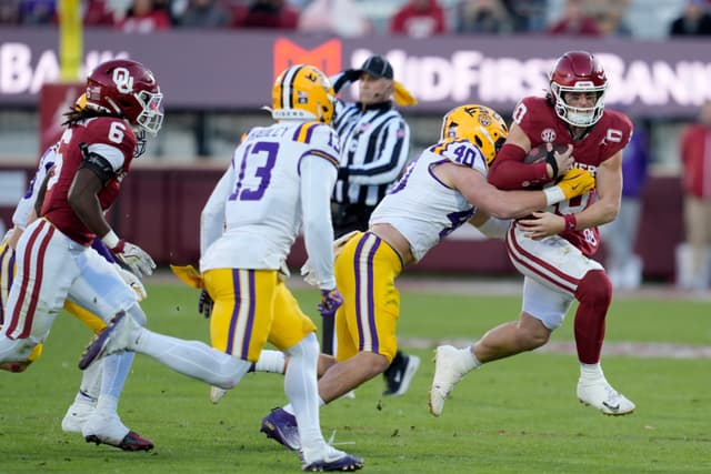 CFB Results From November 29: Oklahoma Down LSU, Vanderbilt Hammer Tennessee