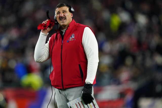 Mike Vrabel Takes a Swipe at Oddsmakers for Listing Patriots (11-2) as ‘Underdogs’