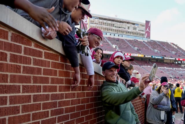 Oklahoma Cancels Classes to Allow Students to Watch Playoff Clash Against Alabama