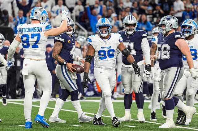 Despite 6 Losses, Dak Prescott Lives Upto the Standards of His $240M Contract
