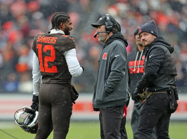 “Fire Kevin Stefanski”: Skip Bayless Questions Shedeur Sanders’ Move After 2-Point Loss