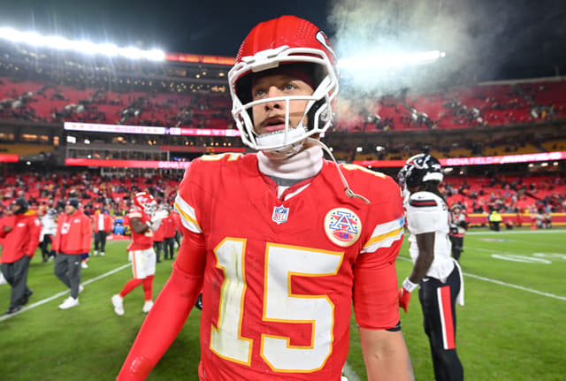 “The Emperor Has No Clothes”: Analyst Says Patrick Mahomes is Playing Like a ‘Mid QB’