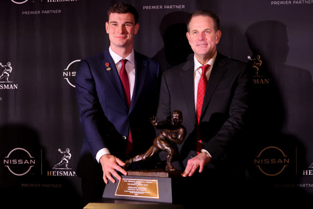 “He Competes Like a Lion”: Curt Cignetti Details Fernando Mendoza’s Rise in Indiana