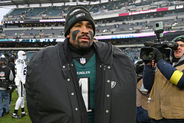 Jalen Hurts Salutes Marcus Mariota For “Being Helpful” With the Eagles in 2023