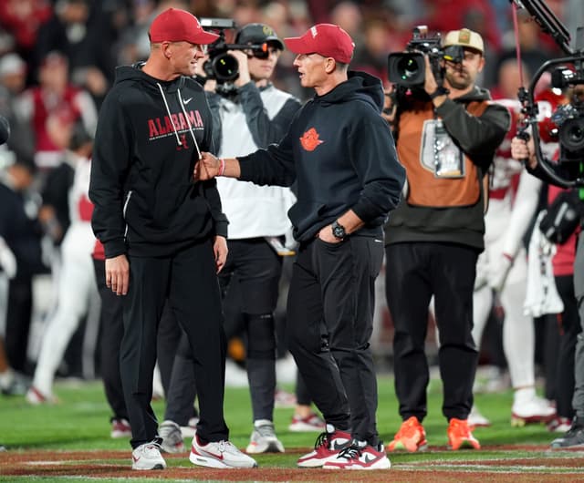 Did Kalen DeBoer and Brent Venables Wear the Same Outfit for the Alabama–Oklahoma Game?