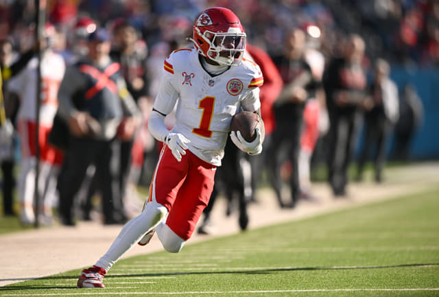 Who Holds the "Unofficial" Record for the Fastest 40-yard Dash?