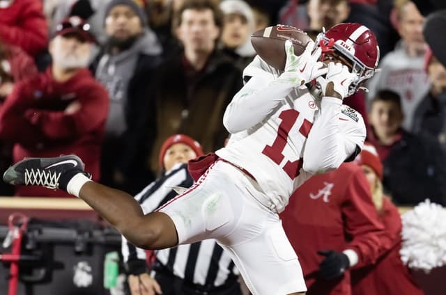 Alabama WR Lotzeir Brooks Hurt in Car Accident
