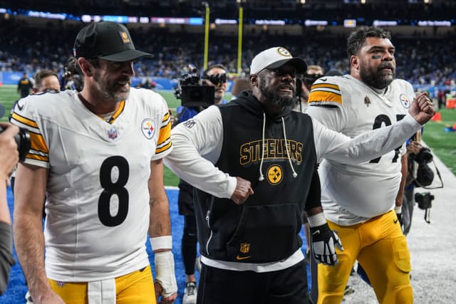 NFL Playoff Picture: Steelers and Texans Eye Week 17 Wins to Bury Two Teams’ Chances
