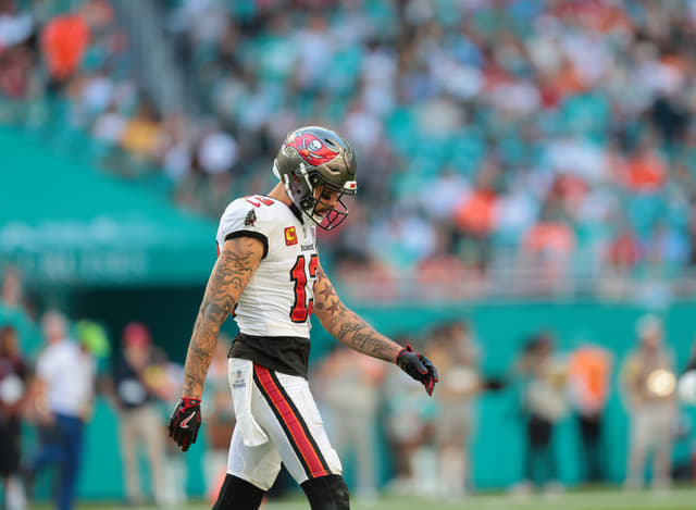 Mike Evans Set to Become a Free Agent After 12 Seasons With the Buccaneers