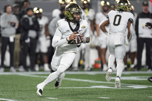 Wake Forest 43, Mississippi 29: Robby Ashford Shines in Deacons’ Mayo Bowl Win