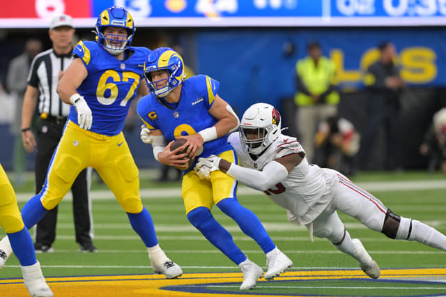 Rams vs. Cardinals: Matthew Stafford Gets Sweet Pregame Surprise From His Four Daughters 