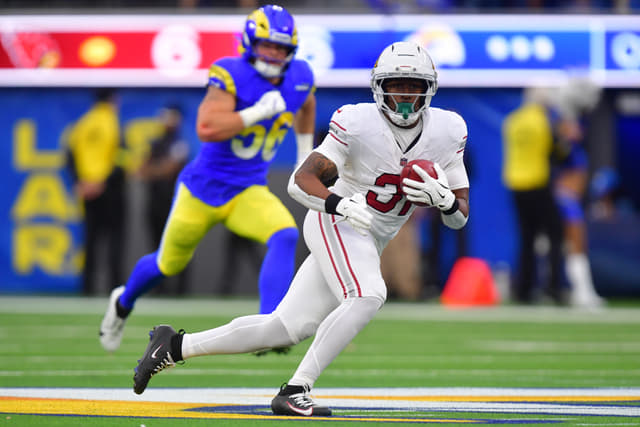 Big Boost for Kenneth Walker III as Chiefs Sign Former Cardinals RB Emari Demercado