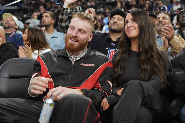 Maxx Crosby Shields Josh Allen Over Bills’ Playoff Losses