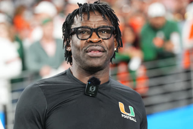 Michael Irvin’s Belt Celebration Goes Viral as Miami Outclass Ole Miss