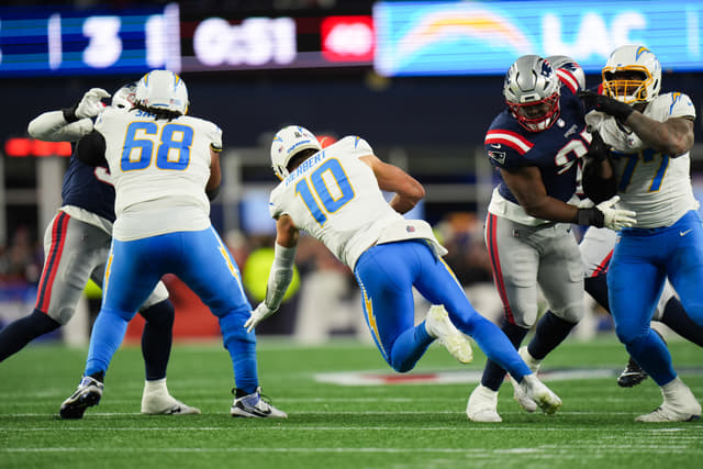 “Be Violent”: Patriots Target Justin Herbert After Stefon Diggs’ Electric Speech 