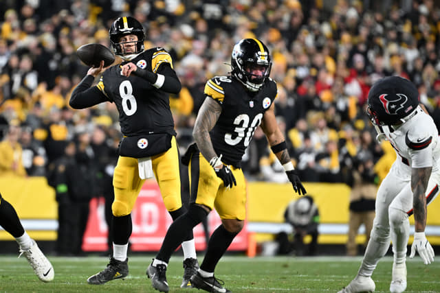 “Do Your F**king Job”: Aaron Rodgers Upset as Steelers Mistakes Help Texans Take the Lead