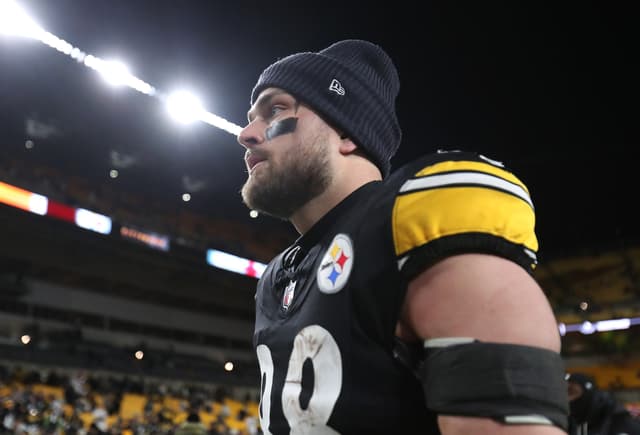Steelers Restructure Pat Freiermuth’s Contract, Get Cap Hit Benefit