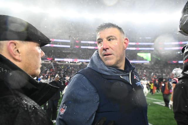 Patriots HC Mike Vrabel Downplays Sean Payton’s Message to Broncos Fans
