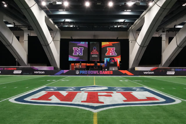 Chuck Klosterman: NFL Will Recede in America Like Horse Racing