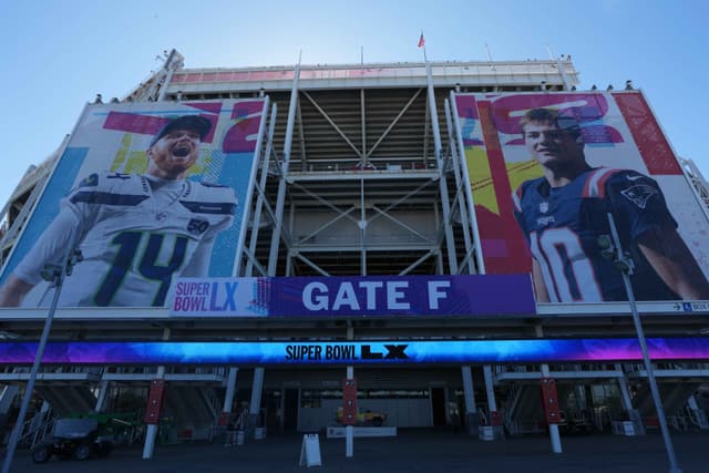 Super Bowl LX Weather Report: Mild Rain Expected Shortly After Kickoff