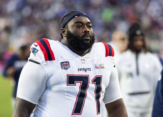 Mike Onwenu Accepts $7.5M Pay Cut From Patriots 