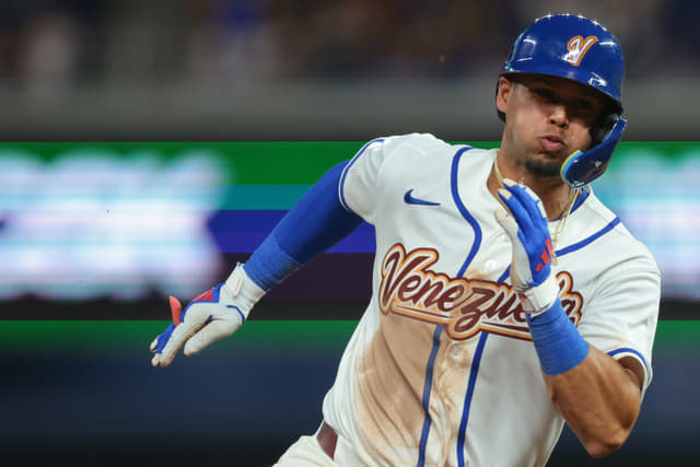 Ezequiel Tovar, Gleyber Torres Put Venezuela Back Ahead of Japan